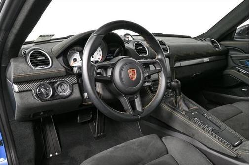 2023 Porsche 718 Cayman GT4 RS