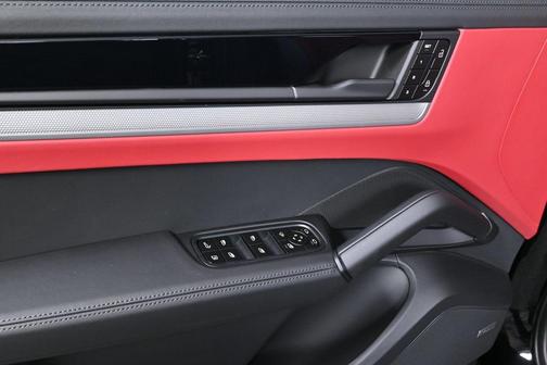 2026 Porsche Cayenne E-Hybrid