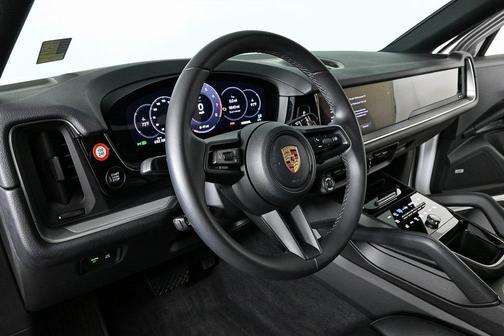 2024 Porsche Cayenne AWD