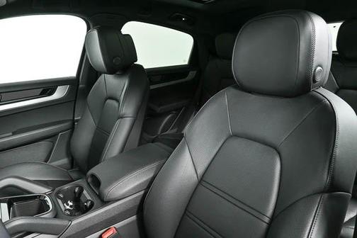 2024 Porsche Cayenne AWD