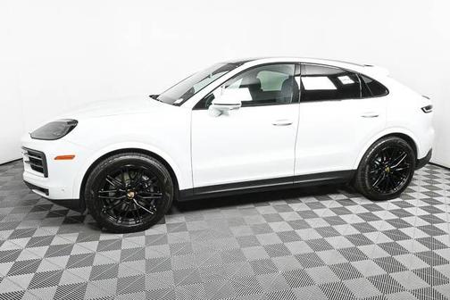 2024 Porsche Cayenne AWD