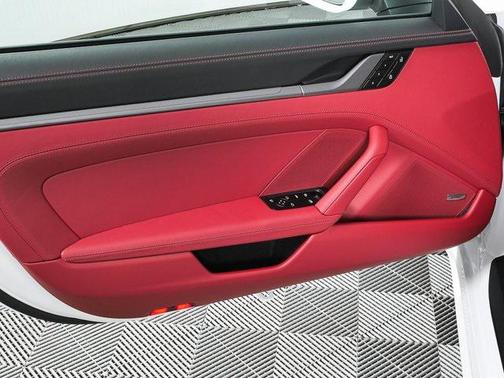 2026 Porsche 911 Carrera 4S Cabriolet