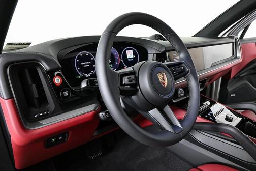 2025 Porsche Cayenne S