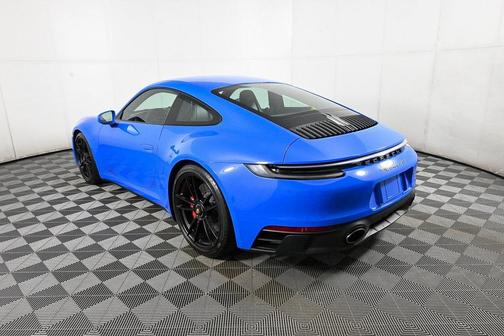 2022 Porsche 911 Carrera GTS