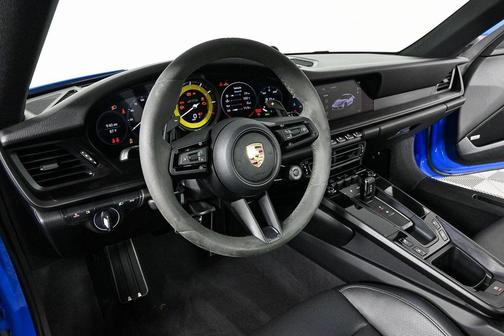 2022 Porsche 911 Carrera GTS