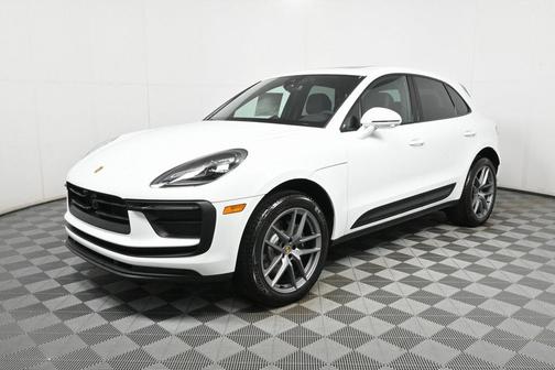 2025 Porsche Macan AWD