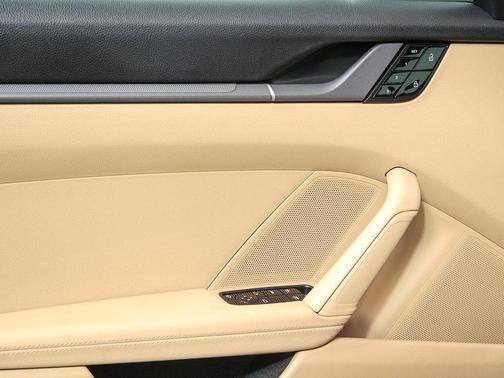 2021 Porsche 911 Carrera 4