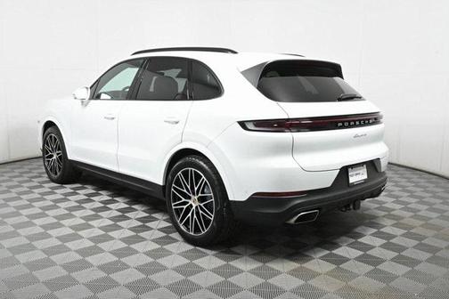 2024 Porsche Cayenne AWD