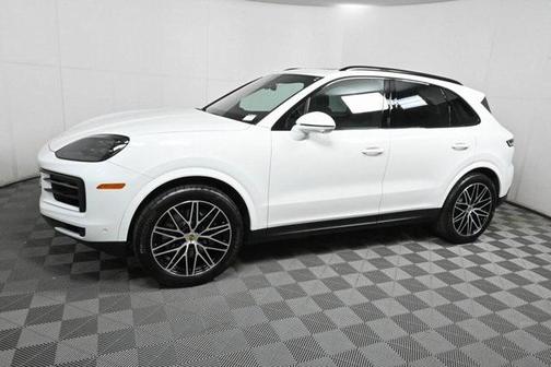 2024 Porsche Cayenne AWD