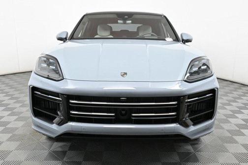2025 Porsche Cayenne E-Hybrid S