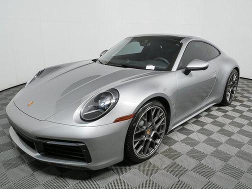 2021 Porsche 911 Carrera