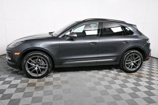 2025 Porsche Macan Base