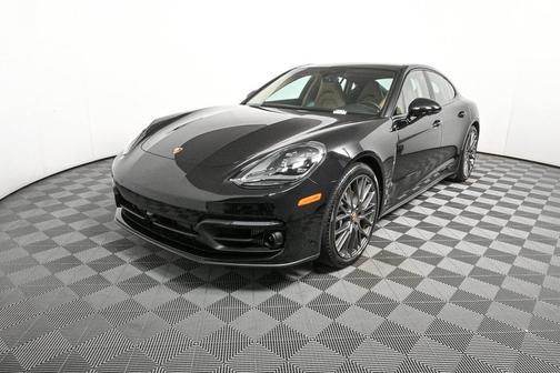 2023 Porsche Panamera Platinum Edition