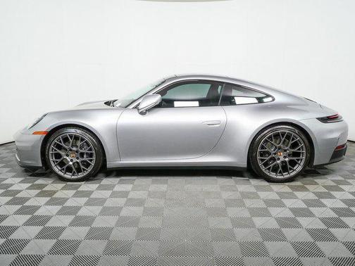 2025 Porsche 911 Carrera T