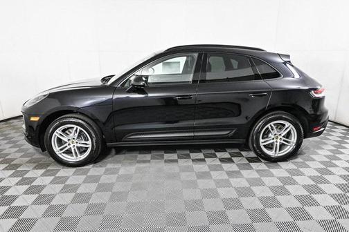2025 Porsche Macan AWD