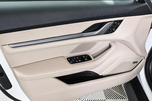 2025 Porsche Taycan RWD