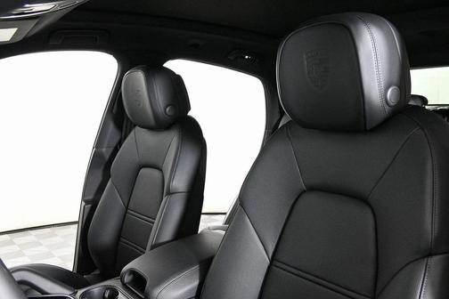 2025 Porsche Cayenne Cayenne
