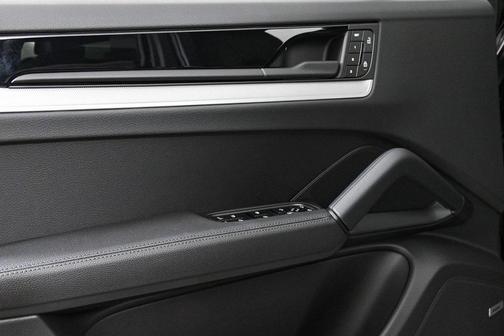 2025 Porsche Cayenne Cayenne