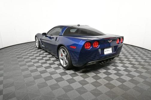 2005 Chevrolet Corvette Base