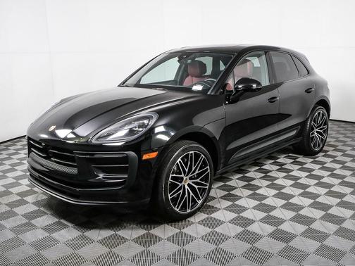 2023 Porsche Macan T