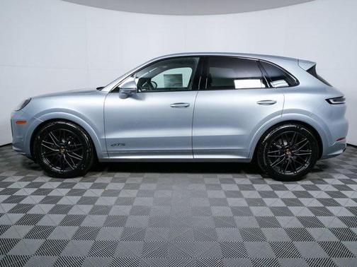 2026 Porsche Cayenne GTS