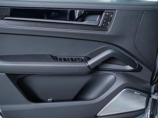 2026 Porsche Cayenne GTS