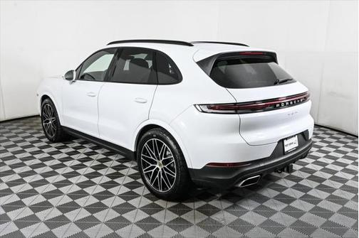2024 Porsche Cayenne AWD