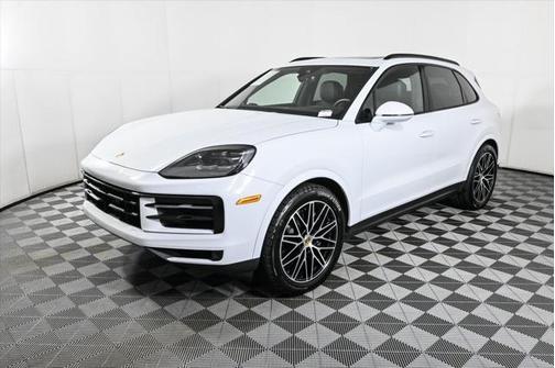 2024 Porsche Cayenne AWD