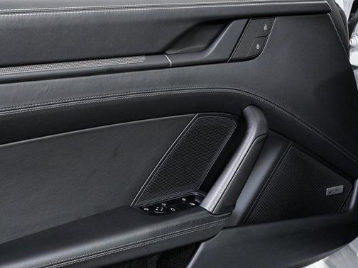 2022 Porsche 911 Carrera GTS