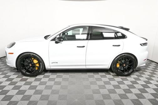 2026 Porsche Cayenne GTS