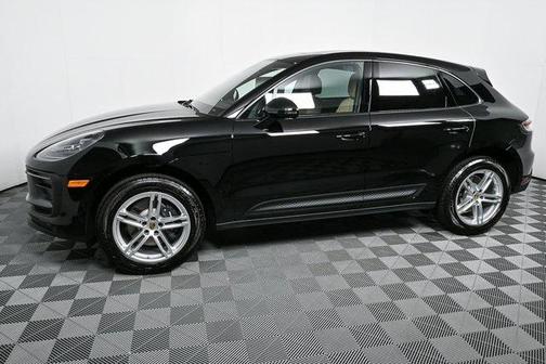 2025 Porsche Macan AWD