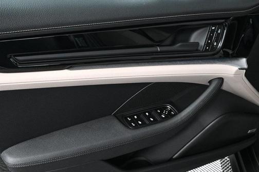 2026 Porsche Panamera 4