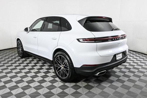 2025 Porsche Cayenne AWD