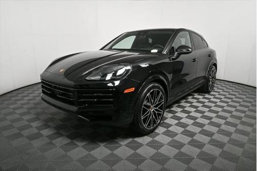 2025 Porsche Cayenne AWD