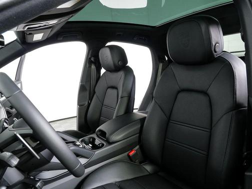 2026 Porsche Cayenne Cayenne E-Hybrid