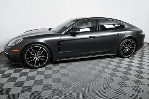 2022 Porsche Panamera Platinum Edition