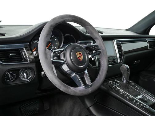 2017 Porsche Macan GTS