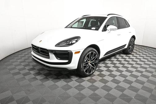 2026 Porsche Macan AWD