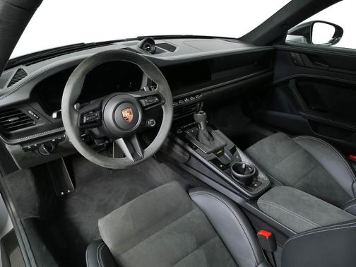GT Silver Metallic 2026 Porsche 911 GT3