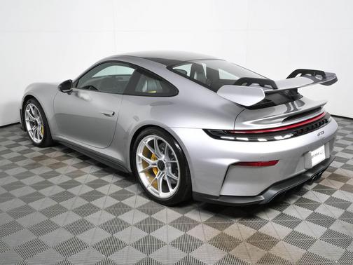 GT Silver Metallic 2026 Porsche 911 GT3
