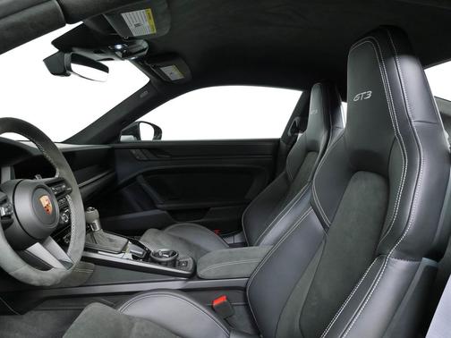 GT Silver Metallic 2026 Porsche 911 GT3