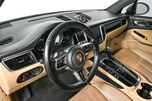 2017 Porsche Macan S