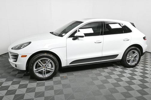 2017 Porsche Macan S