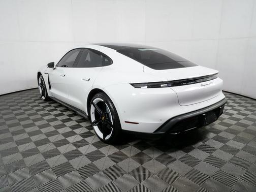 2023 Porsche Taycan GTS