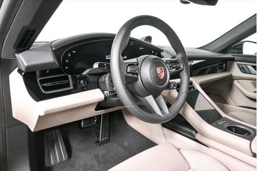 2025 Porsche Taycan 4