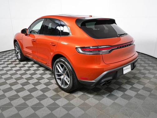 Papaya Metallic 2024 Porsche Macan Macan
