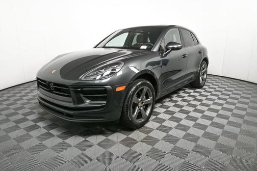 2025 Porsche Macan AWD
