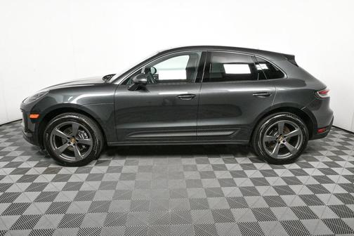 2025 Porsche Macan AWD