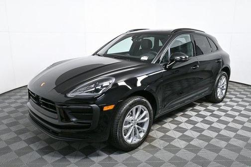 2026 Porsche Macan AWD
