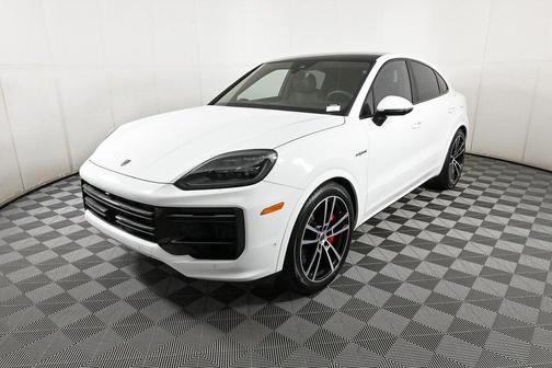 2025 Porsche Cayenne Turbo